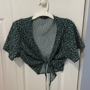 SHEIN tie front crop top